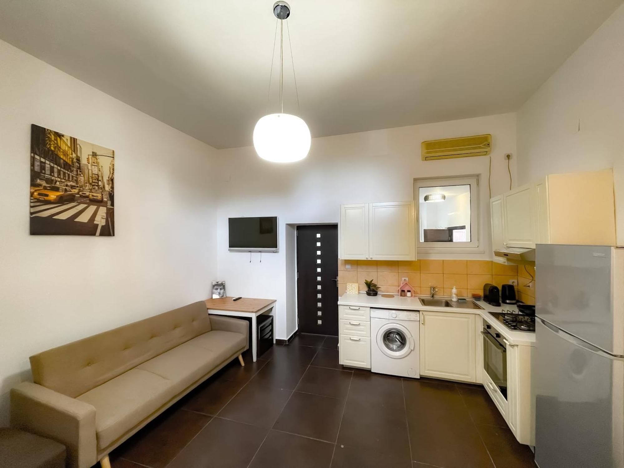 Cool Flat In The Heart Of Bucharest'S Fun And History Leilighet Eksteriør bilde