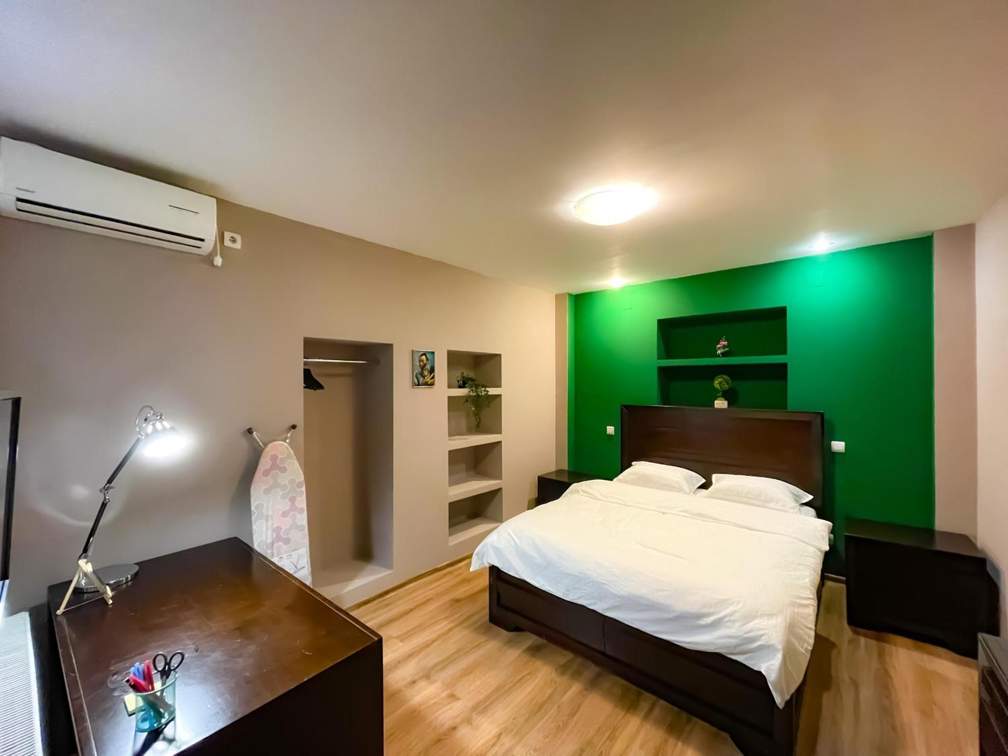 Cool Flat In The Heart Of Bucharest'S Fun And History Leilighet Eksteriør bilde