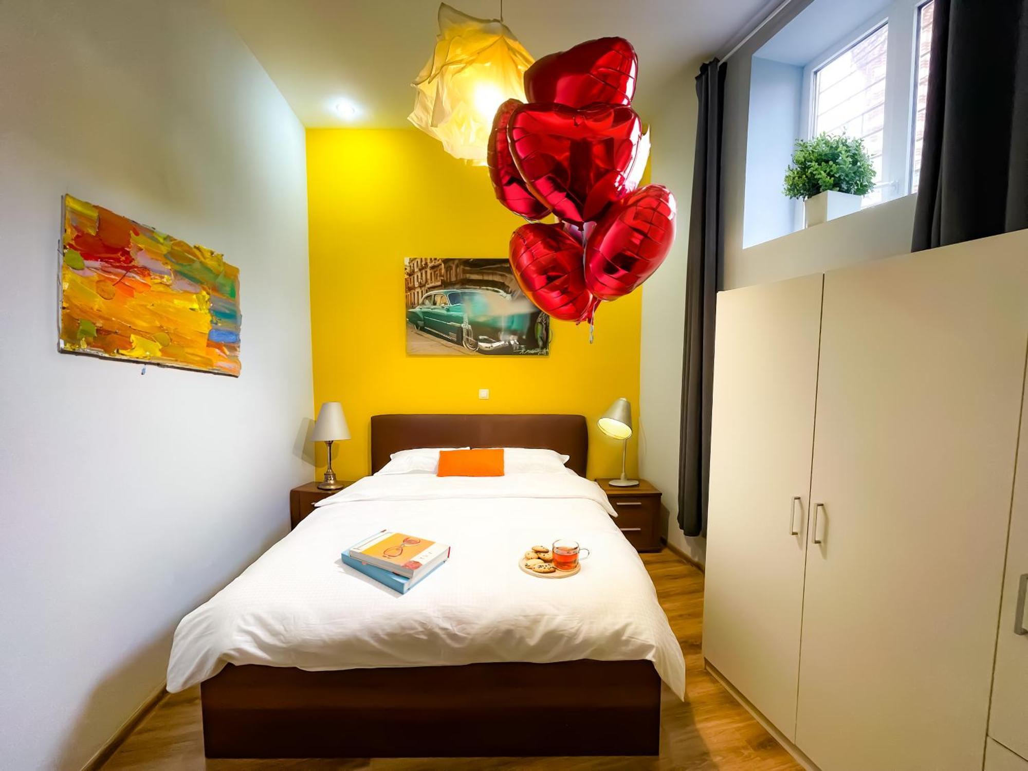 Cool Flat In The Heart Of Bucharest'S Fun And History Leilighet Eksteriør bilde